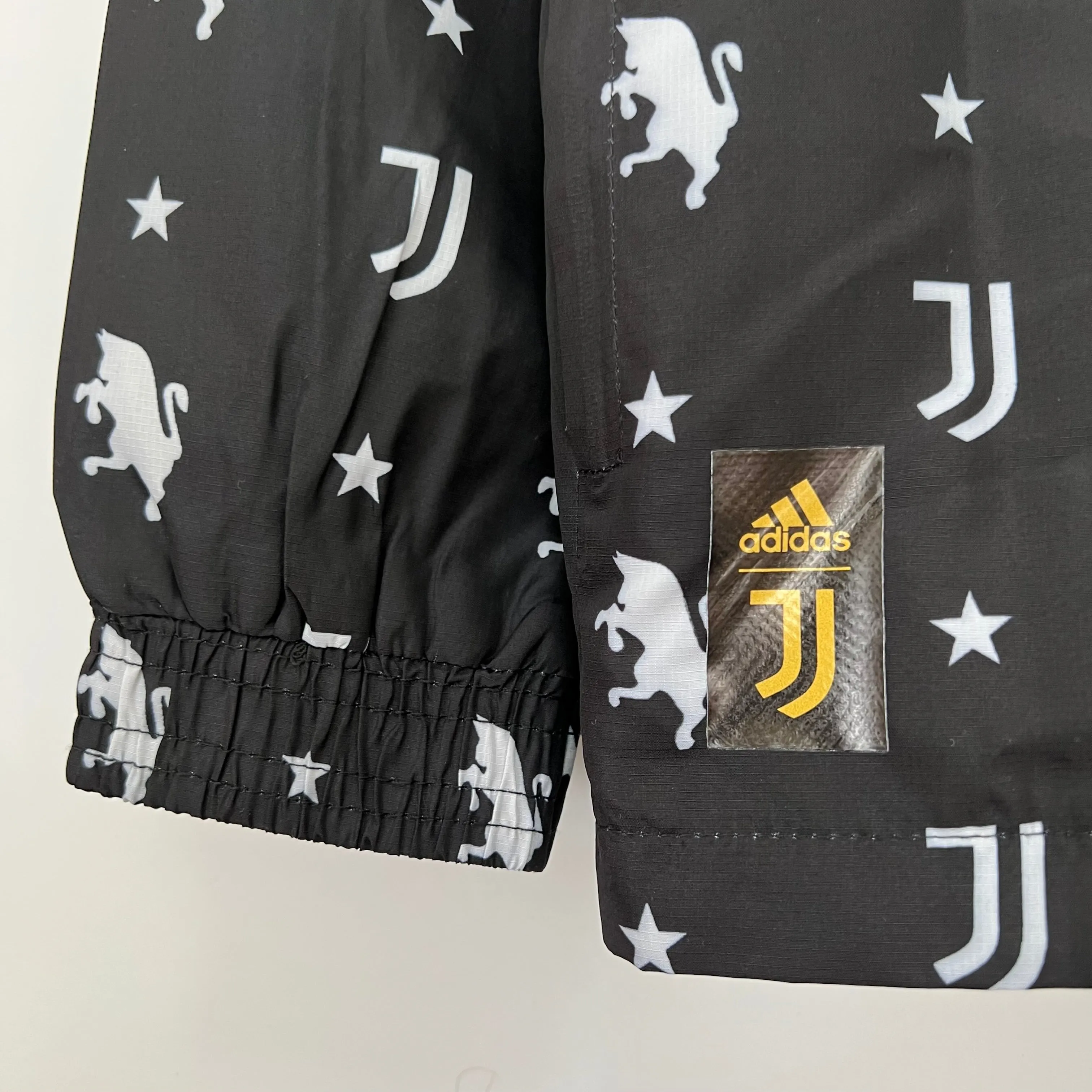 23/24 windbreaker Juventus S-XXL
